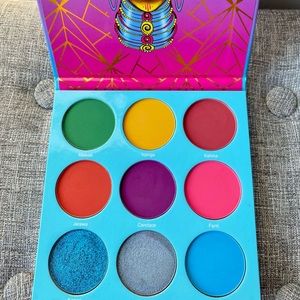 The Warrior III eyeshadow palette by Juvia’s place